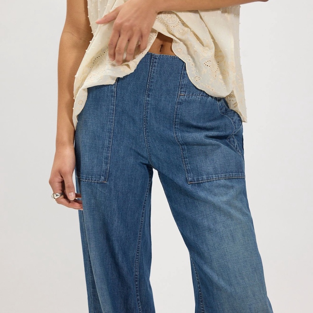 Free People We the Free pull on Jeans - Picture 3 of 3